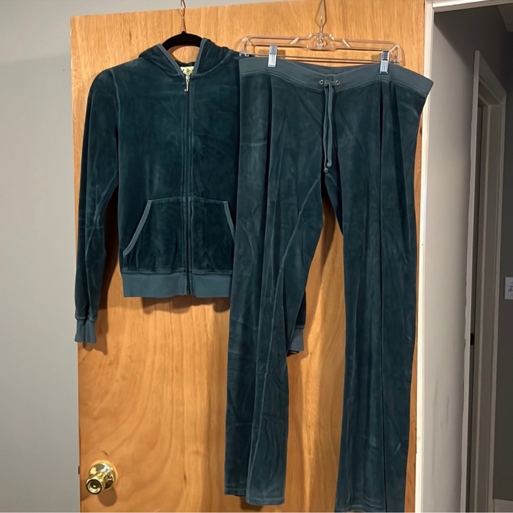 Juicy Couture Velour Sweatset